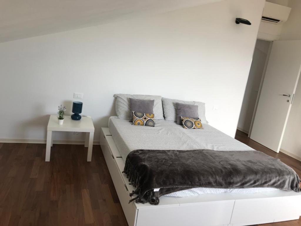 韦扎诺利古勒La Casa Con Vista Di Emma公寓 外观 照片