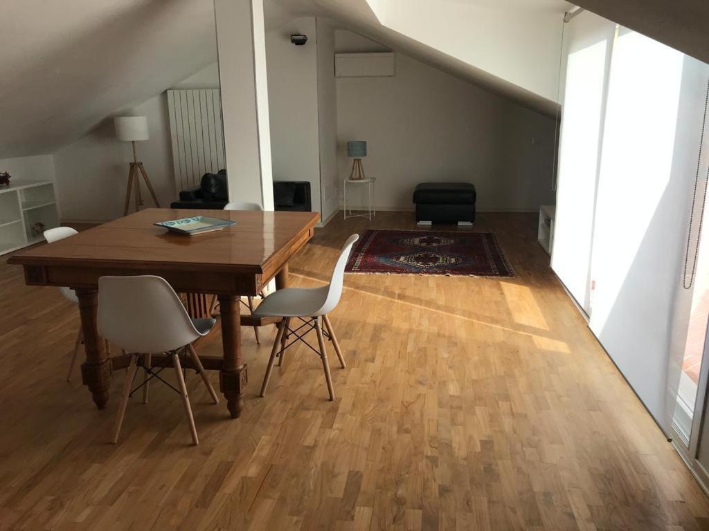韦扎诺利古勒La Casa Con Vista Di Emma公寓 外观 照片