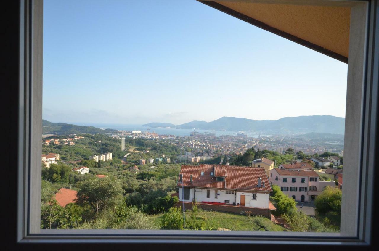韦扎诺利古勒La Casa Con Vista Di Emma公寓 外观 照片